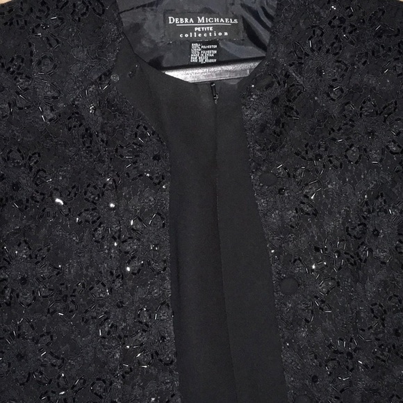 Debra Michael Women's Pant Suit - Picture 3 of 10